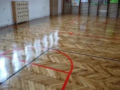 Artur Parkiety Układanie Cyklinowanie i Montaż Listew i deski dębowej, jesionowej bukowej